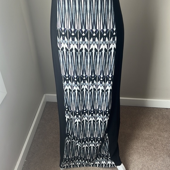 PerSeption Concept Maxi Dress - Picture 12 of 15